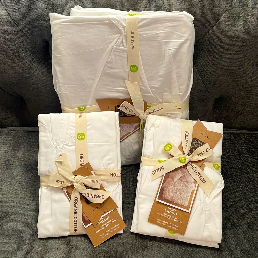 New with tags! West elm Full/Queen Duvet And 2 Euro Sham
